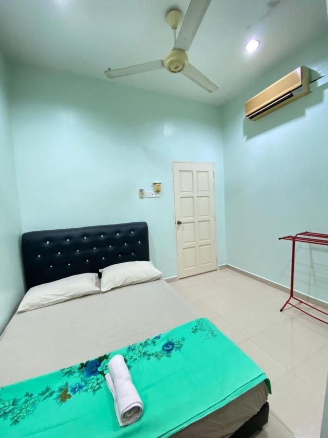 Family Homestay Kuala Terengganu Exterior foto
