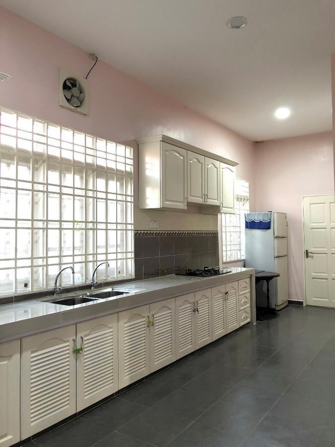 Family Homestay Kuala Terengganu Exterior foto